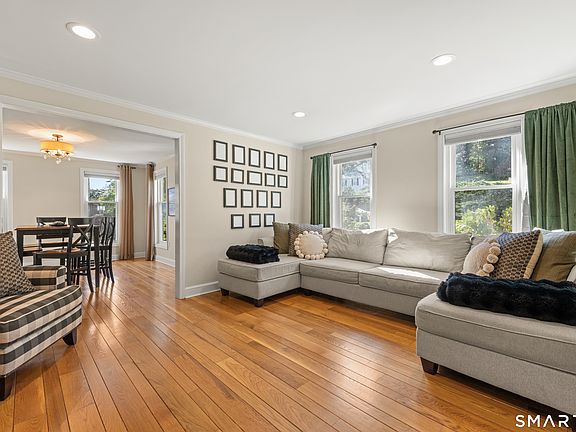 5th image of 75 Tree Hill Road