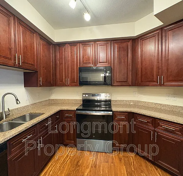 804 Summer Hawk Dr #6303 — Photo 2