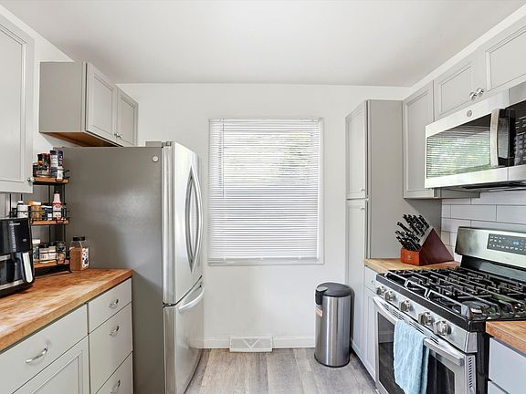 5th image of 1281 Alton St