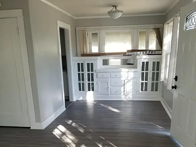 6634 Elgin St — Photo 2