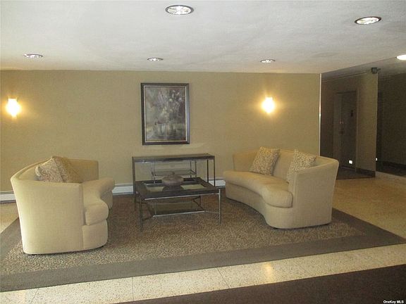 2nd image of 90 S Park Ave APT B17
