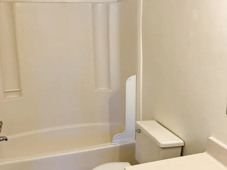 Full bathroom