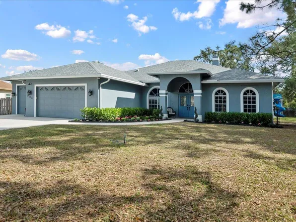 100 Emerald Court, Royal Palm Beach, FL 33411