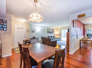 113 Drake Ln, Ledgewood, NJ 07852