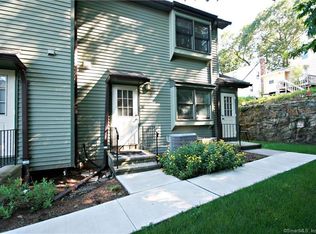 462 Glendale Ave UNIT 16, Bridgeport, CT 06606