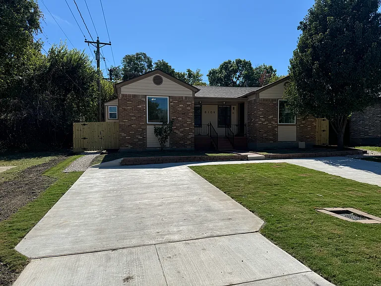 8109 Carlos St #A — Photo 22