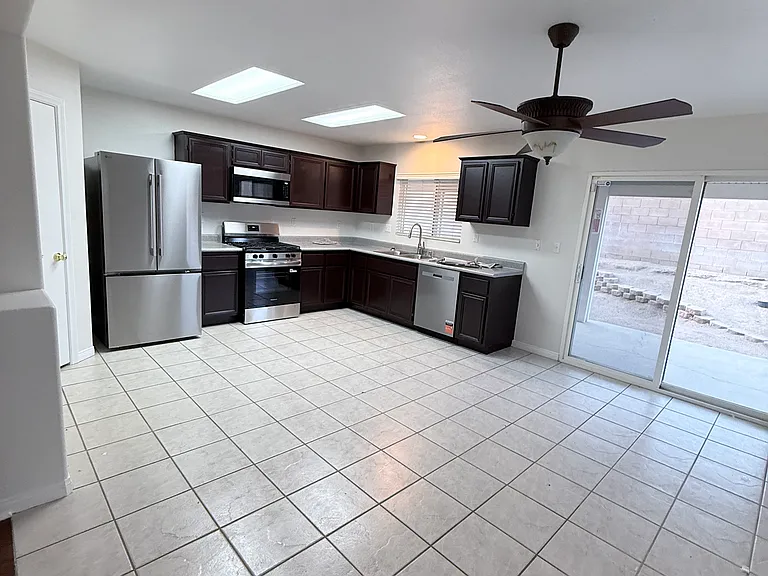 11893 Pepperwood St — Photo 5