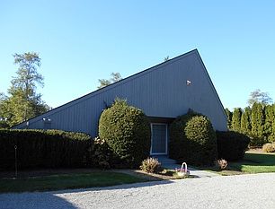 2nd image of 120 Bishops Ln