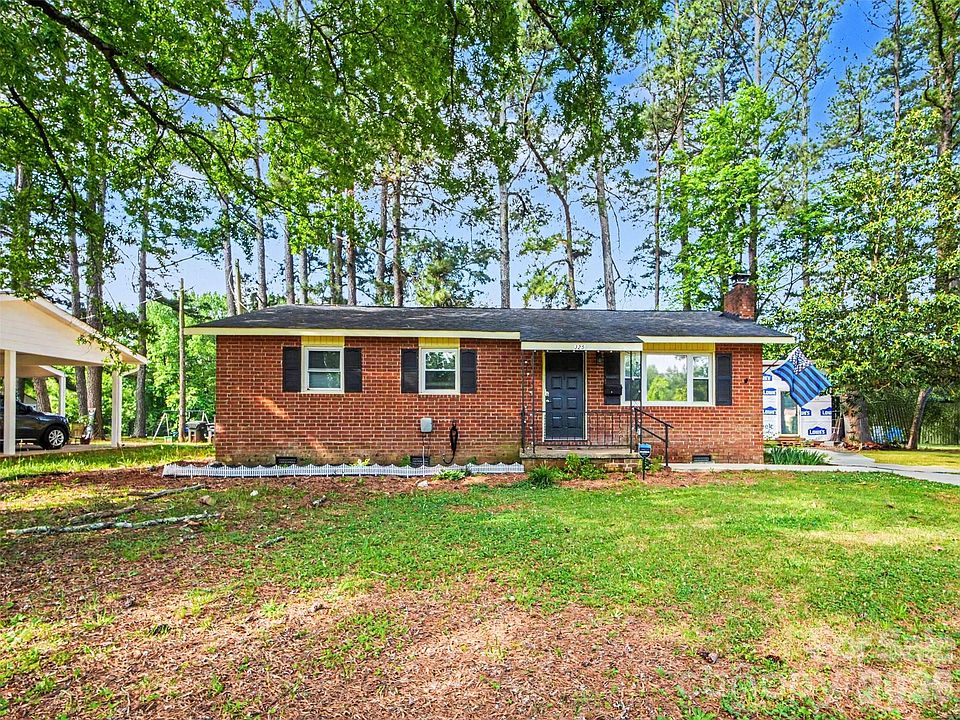 1st image of 325 Amber Ct SW