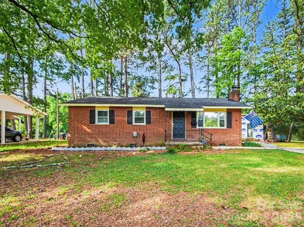 325 Amber Ct SW, Concord, NC 28025