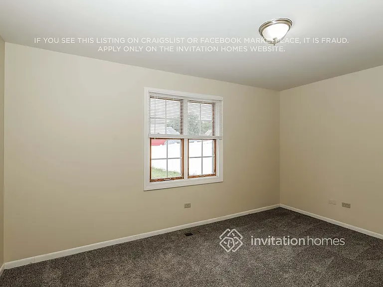 3224 Windsor Ln — Photo 9