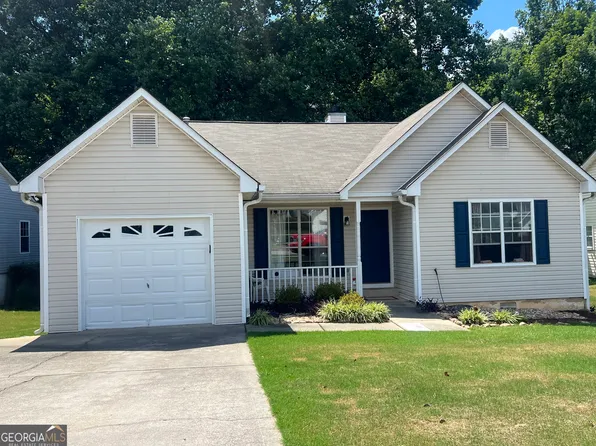 469 Village Cir, Stockbridge, GA 30281