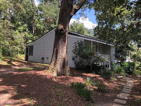 2nd image of 3499 Bear Creek Rd