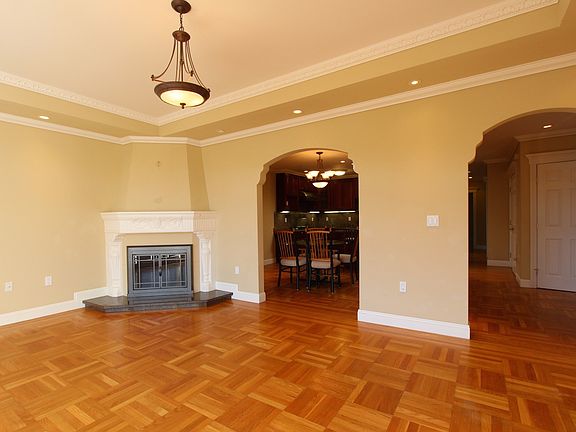 3rd image of 1719 29th Avenue # Upper Floor