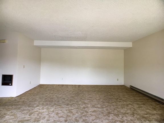3rd image of 545 NE Kamiaken St APT 20