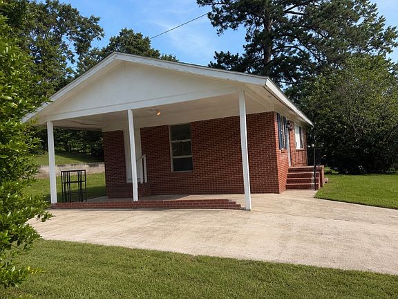 2nd image of 109 Sun Valley Dr