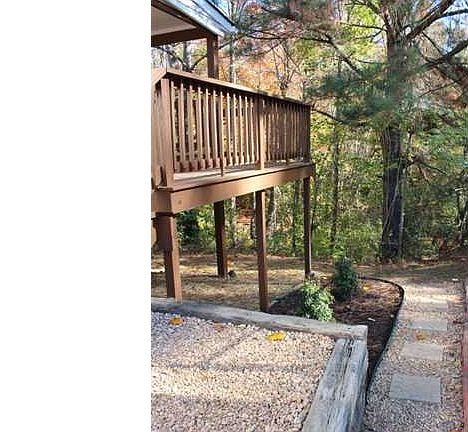 4th image of 222 Bull Run Dr