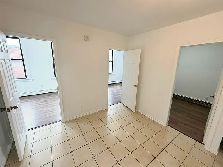 4607 Cottage Ave #2 — Photo 6