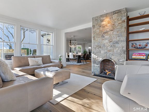 4th image of 22 Ensign Road