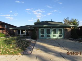 15033 University Ave, Dolton, IL 60419