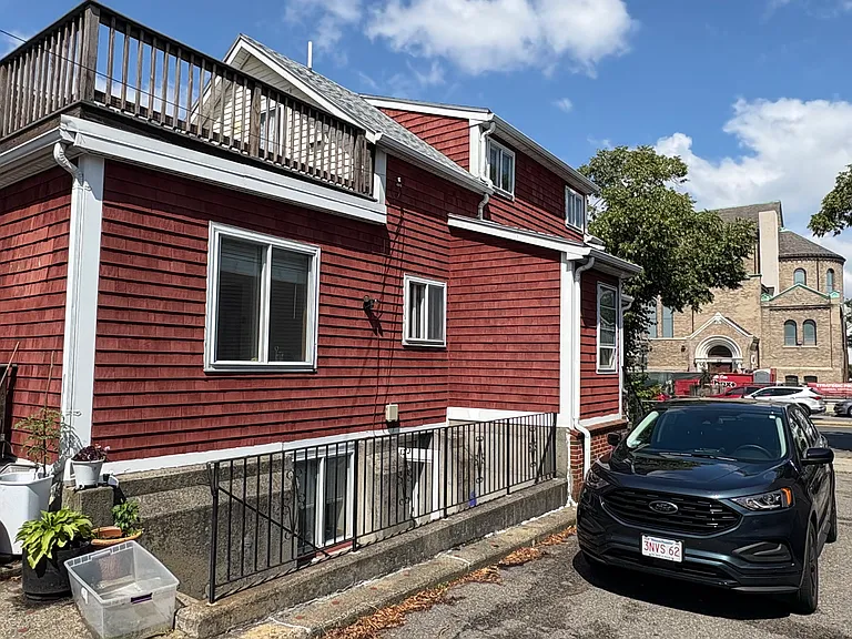 579 Bennington St #1 — Photo 16