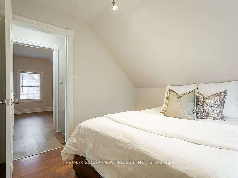 270 Beach Blvd — Photo 25