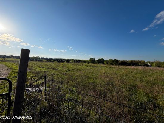 7204 State Road J, New Bloomfield, MO 65063