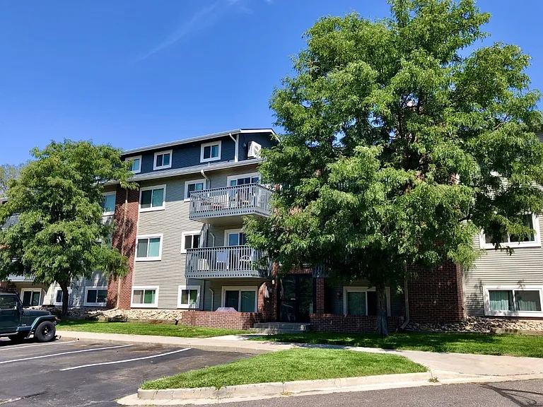 Christopher Village — Photo 36