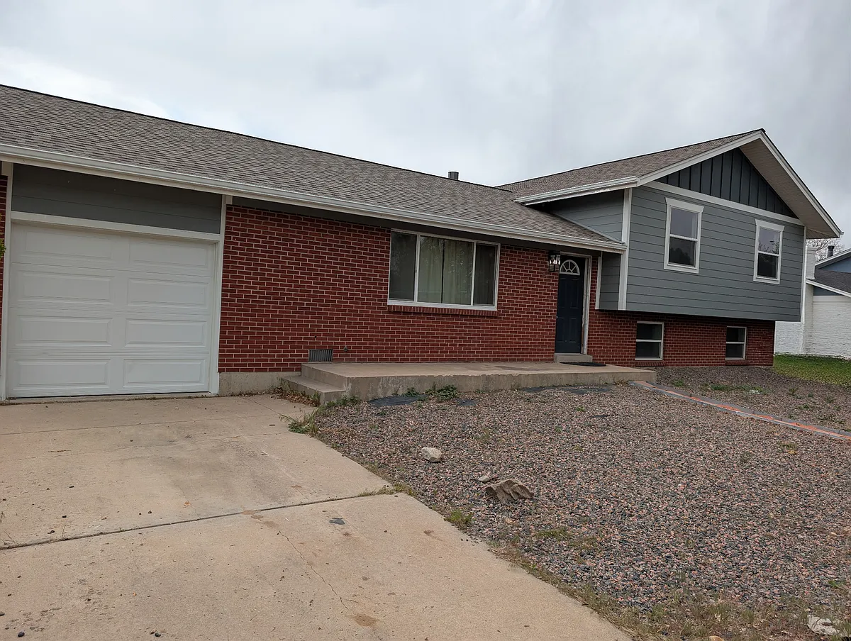 Building Photo - 4705 Topeka Ct