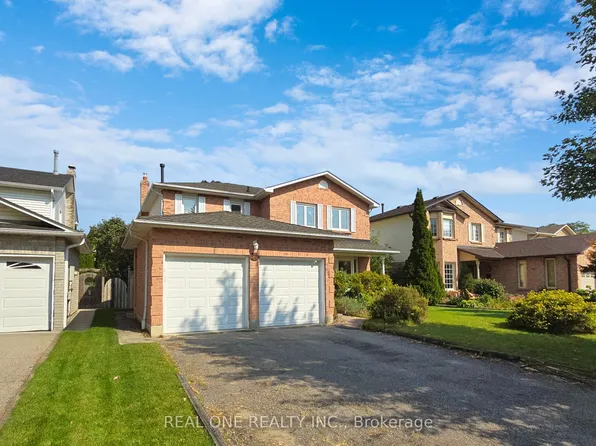 27 Gladiola Ct E, Whitby, ON L1R 1N8