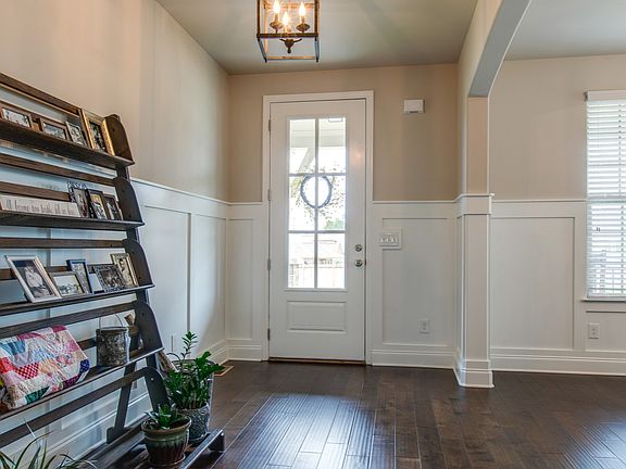 4th image of 1071 Brixworth Dr