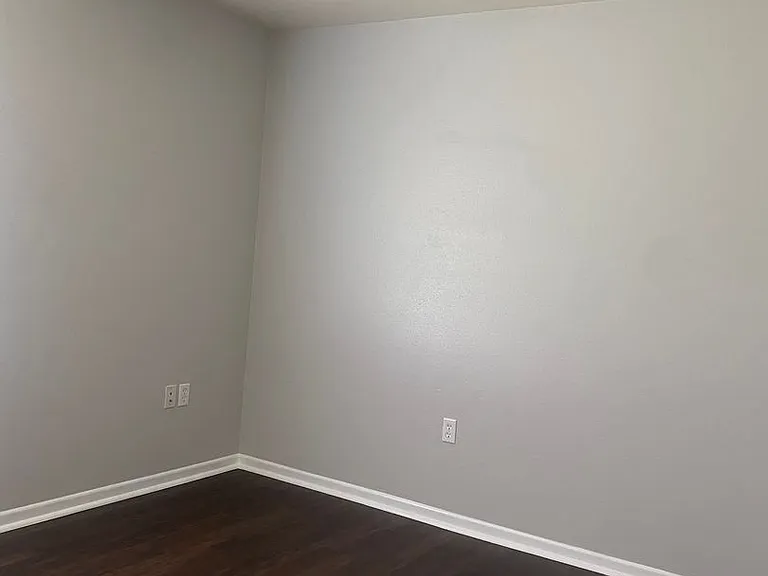 601 N Bastrop St — Photo 11