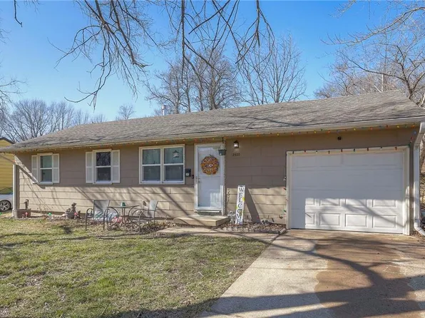 2500 S Crescent Ave, Independence, MO 64052