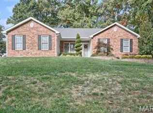 9941 Lincoln Dr, Hillsboro, MO 63050