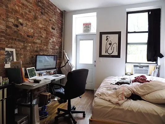 Rented by Blue Egg Realty Corp | media 22