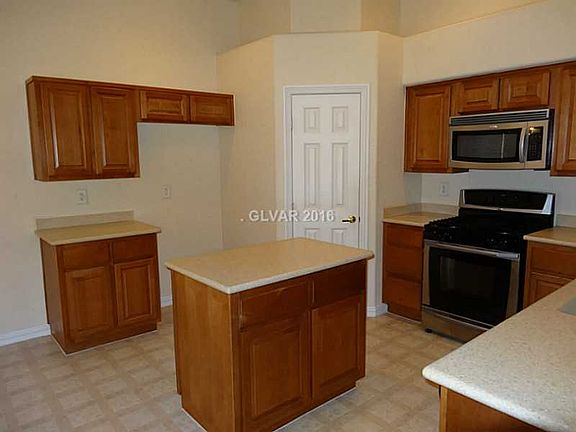 3rd image of 9216 Angel Forest Ave