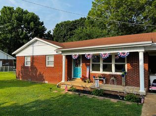 90 Windol St, Mc Kenzie, TN 38201