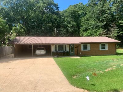 330 Hendrix St, Philadelphia, MS, 39350