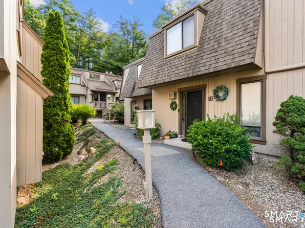 14 Great Meadow Lane #14, Farmington, CT 06001
