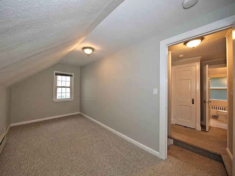 218 Lincoln Ave #2 — Photo 6
