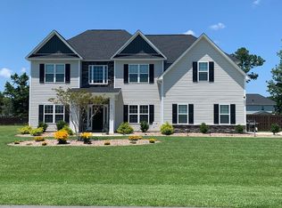 629 Prospect Way, Sneads Ferry, NC 28460