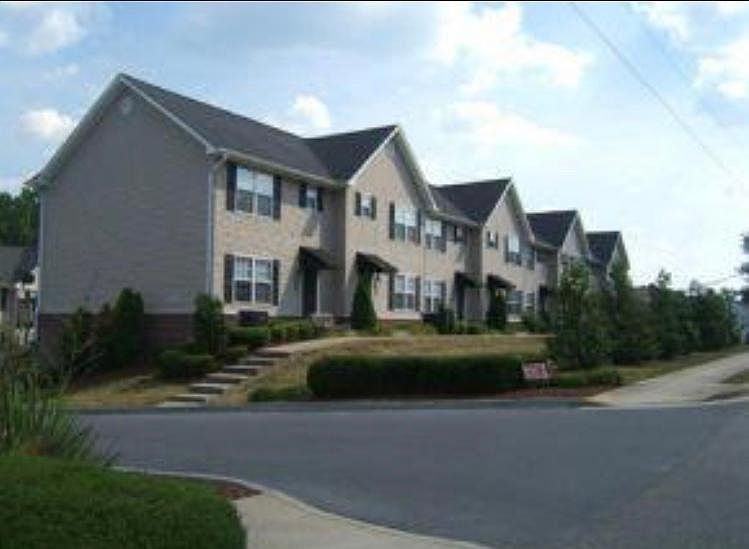 2nd image of 2121 S Greenwood Dr APT 706