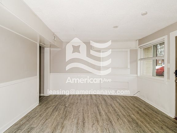297373_004_wm_-_living_room_13602124.jpg