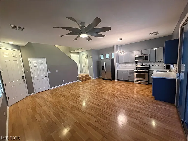 8304 Strawberry Spring St — Photo 10