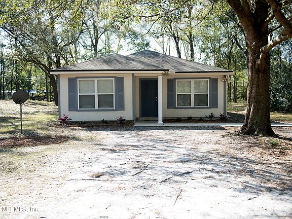 2nd image of 1766 Village Ln