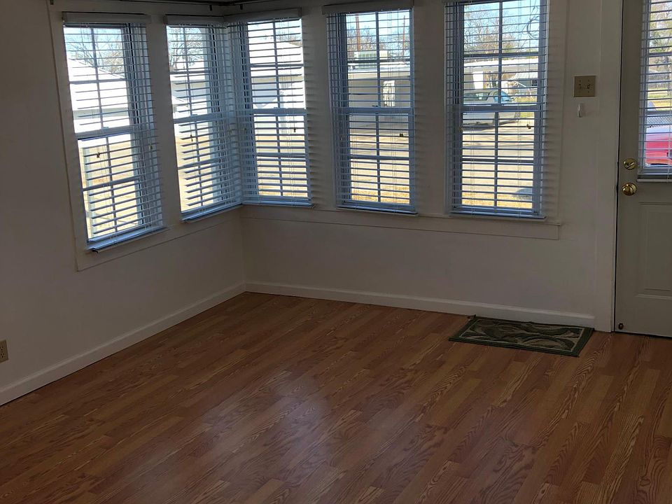 1st image of 2601 Avenue E APT 2