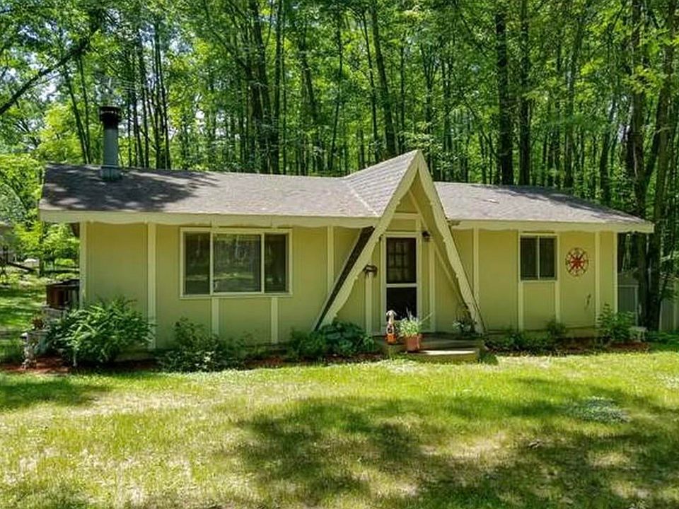 2191 Hemlock Ln, Farwell, MI 48622 | MLS #50108649 | Zillow