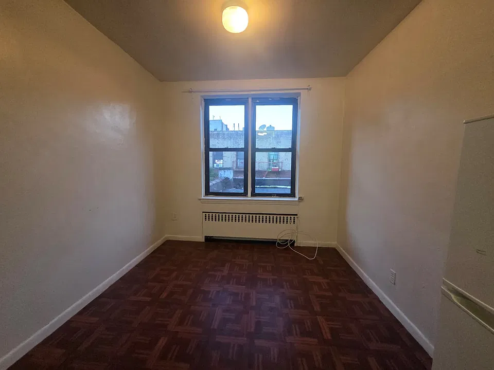 1249 Dean St #3D
