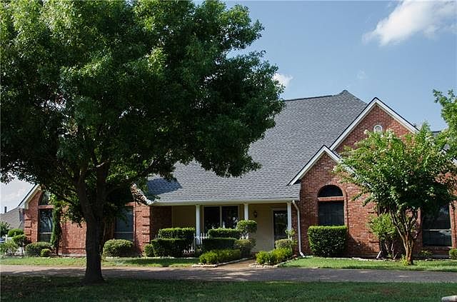1st image of 5018 Heritage Cir