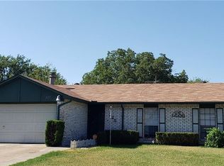 225 Rockcrest Dr, Mesquite, TX 75150
